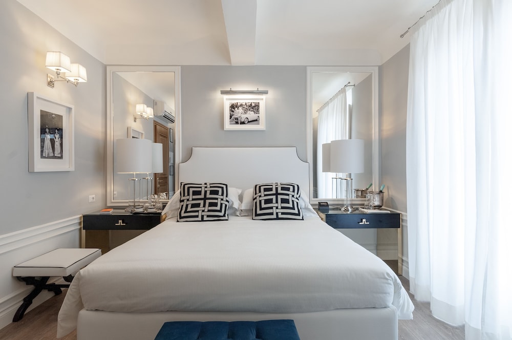 Cellai Boutique Hotel — Hotel rooms in Florence, Tuscany