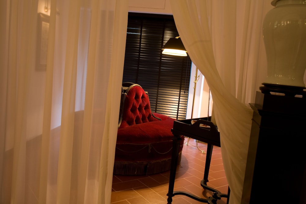 Cellai Boutique Hotel — Hotel rooms in Florence, Tuscany