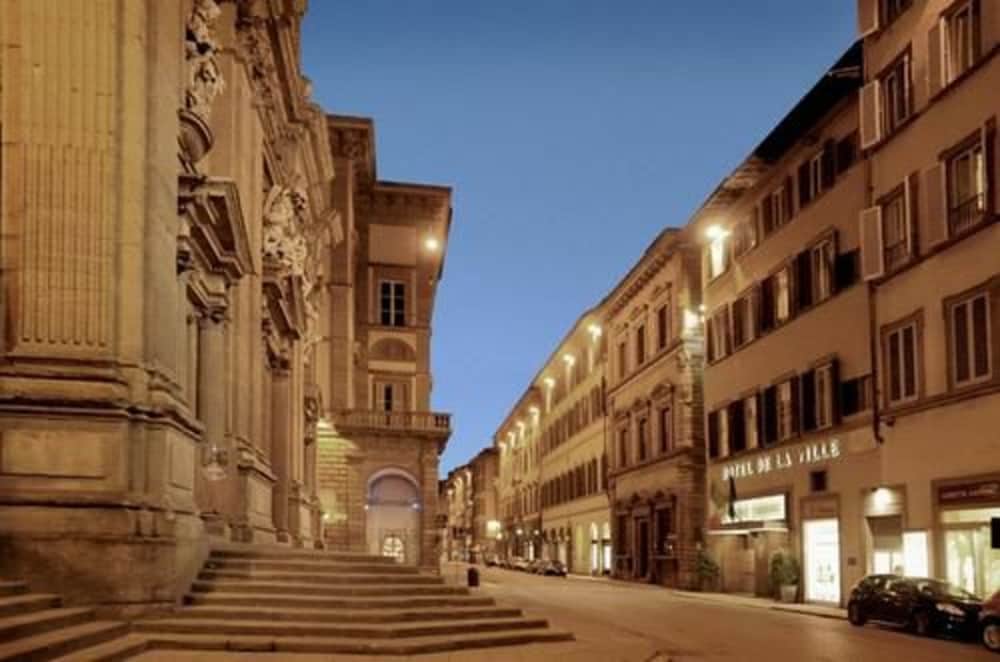 Hotel De La Ville — Main photo in Florence, Tuscany