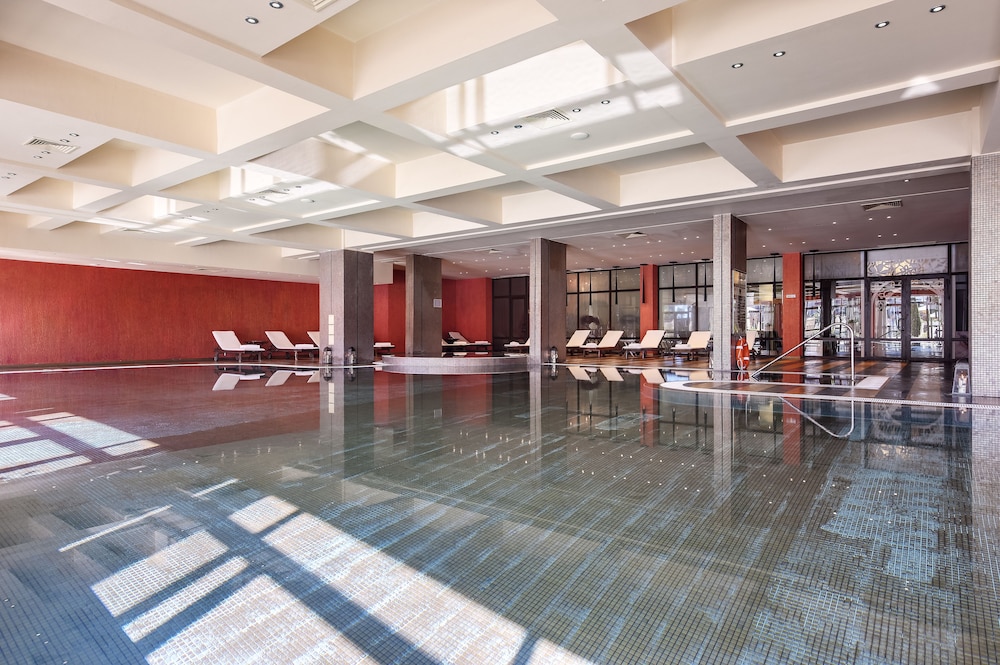 Barceló Royal Beach – All Inclusive — Swimming pool in Sunny Beach, Burgas Region