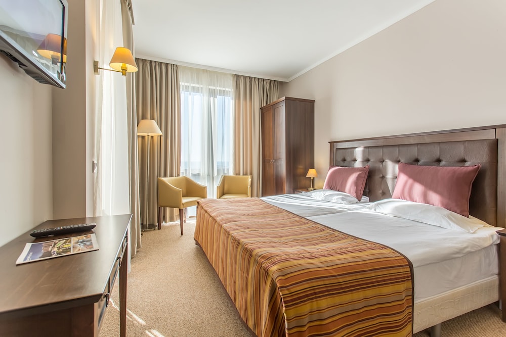 Barceló Royal Beach – All Inclusive — Hotel rooms in Sunny Beach, Burgas Region