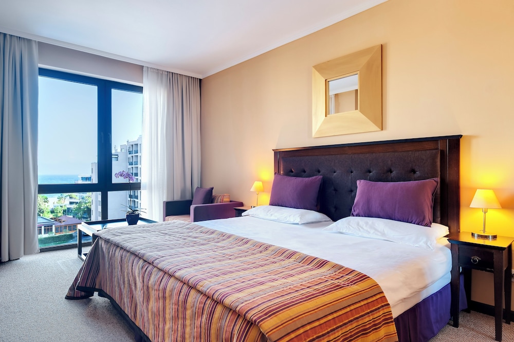Barceló Royal Beach – All Inclusive — Hotel rooms in Sunny Beach, Burgas Region