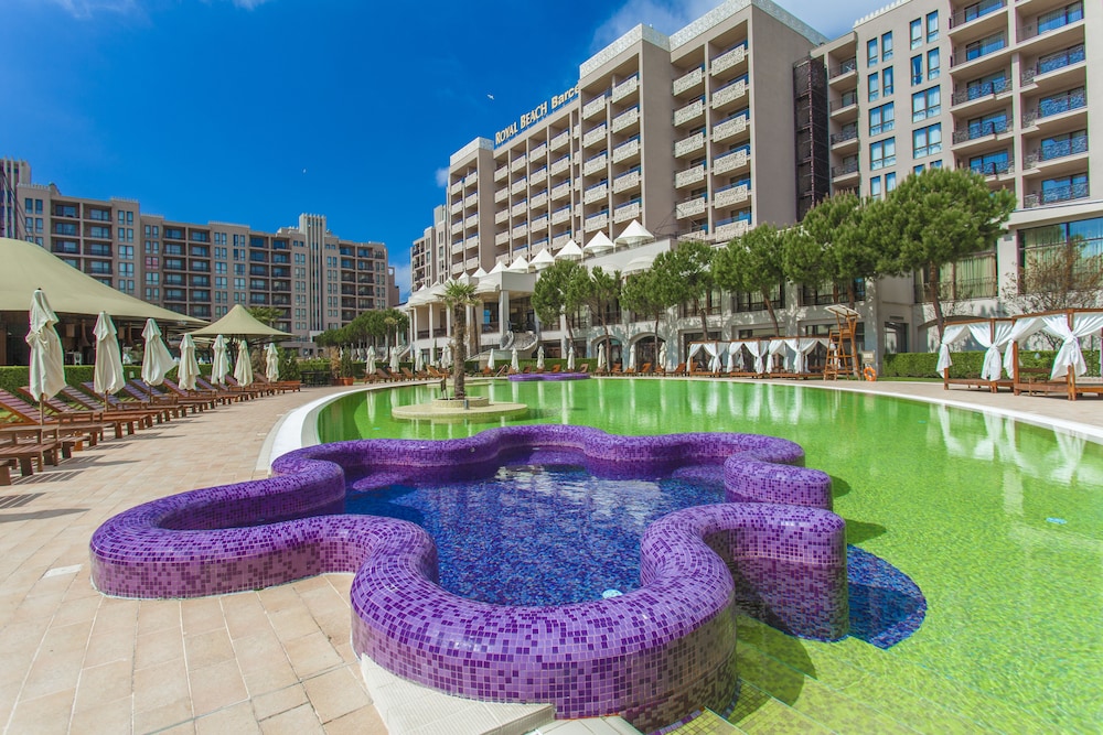 Barceló Royal Beach – All Inclusive — Swimming pool in Sunny Beach, Burgas Region