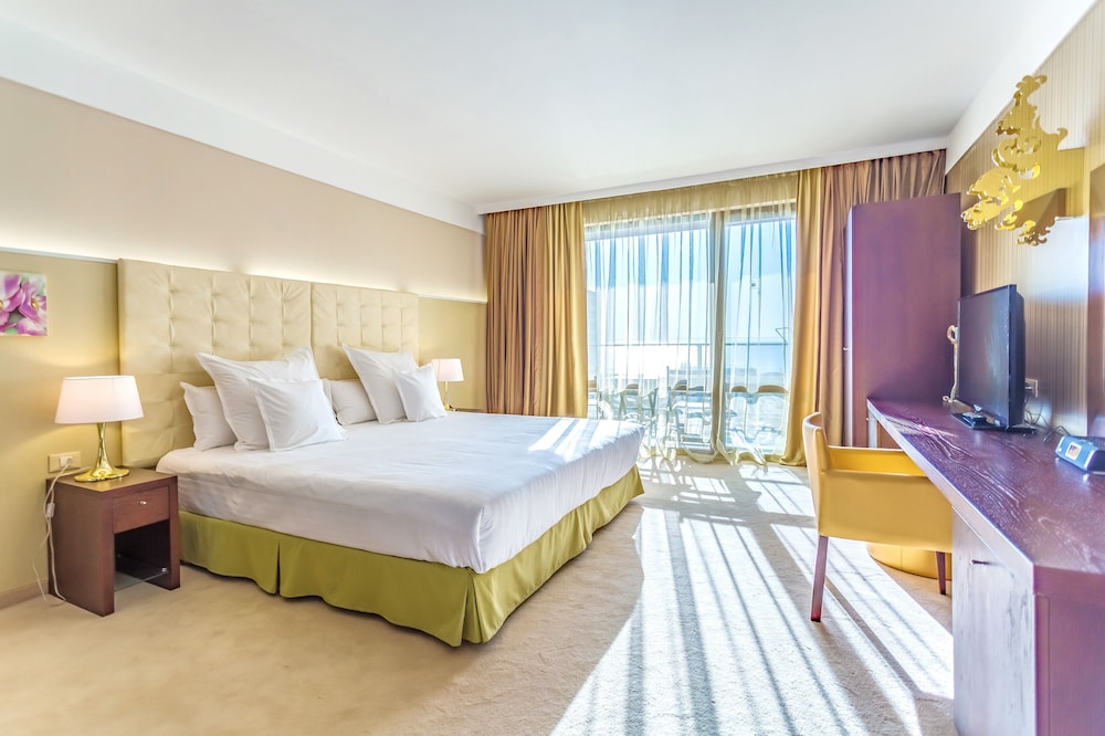 Barceló Royal Beach – All Inclusive — Hotel rooms in Sunny Beach, Burgas Region
