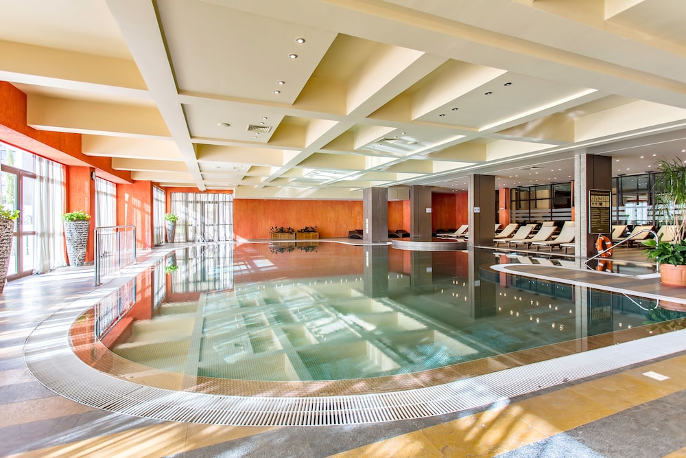 Barceló Royal Beach – All Inclusive — Swimming pool in Sunny Beach, Burgas Region