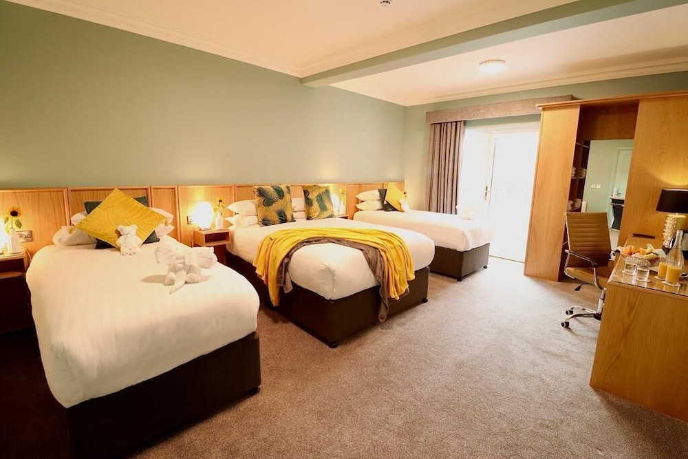 Treacys Oakwood Hotel - zdjęcie 4