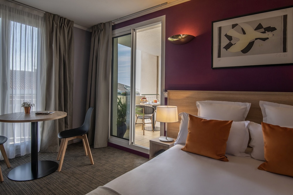 Le Cetai Cannes Beach Hotel - zdjęcie 5