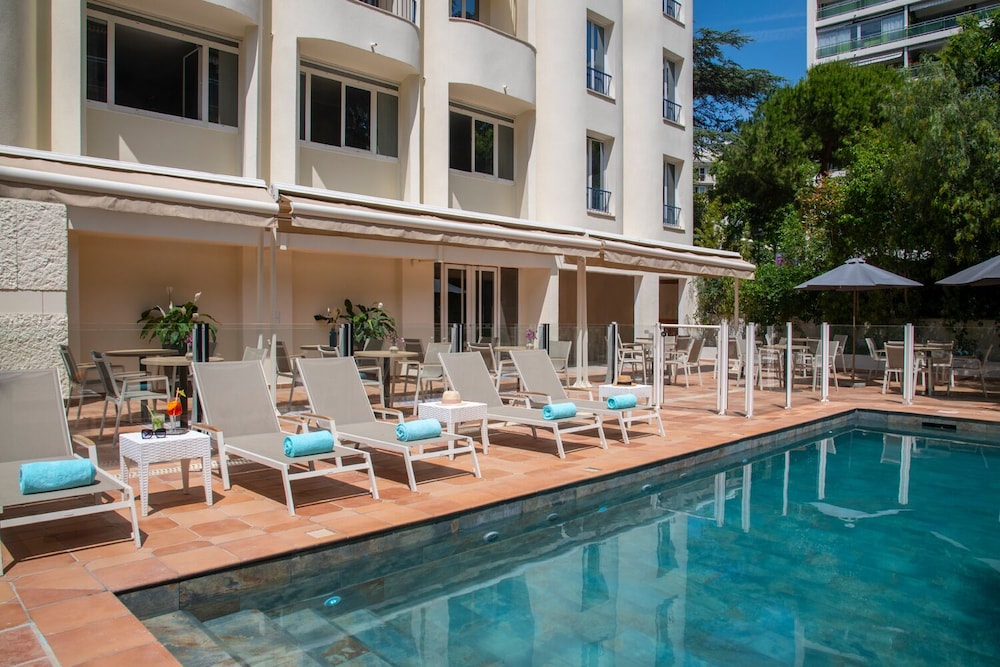 Le Cetai Cannes Beach Hotel - zdjęcie 2