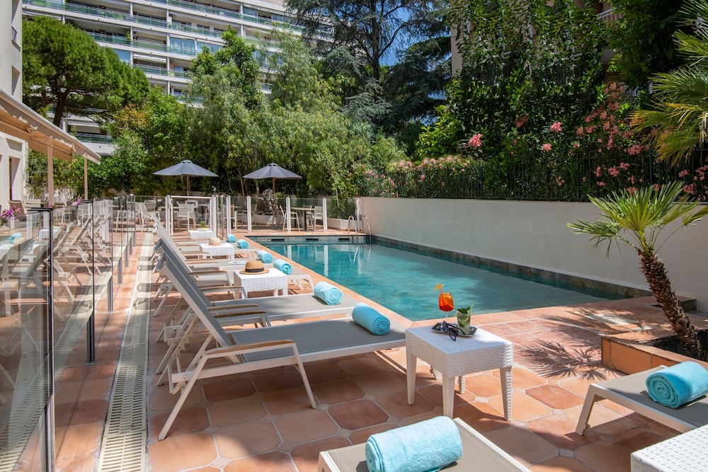 Le Cetai Cannes Beach Hotel - zdjęcie 3