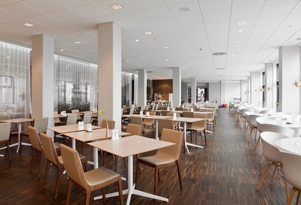 Scandic Sydhavnen — Restaurant & bars in Copenhagen, Hovedstaden
