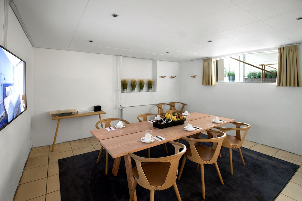 Copenhagen Strand Hotel — Restaurant & bars in Copenhagen, Hovedstaden