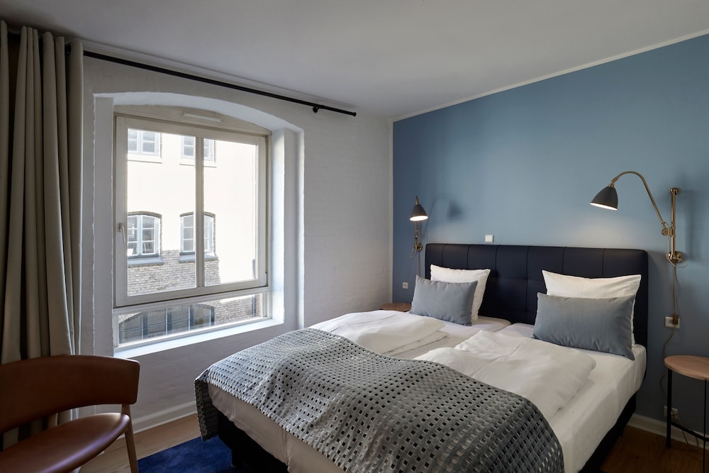 Copenhagen Strand Hotel — Hotel rooms in Copenhagen, Hovedstaden