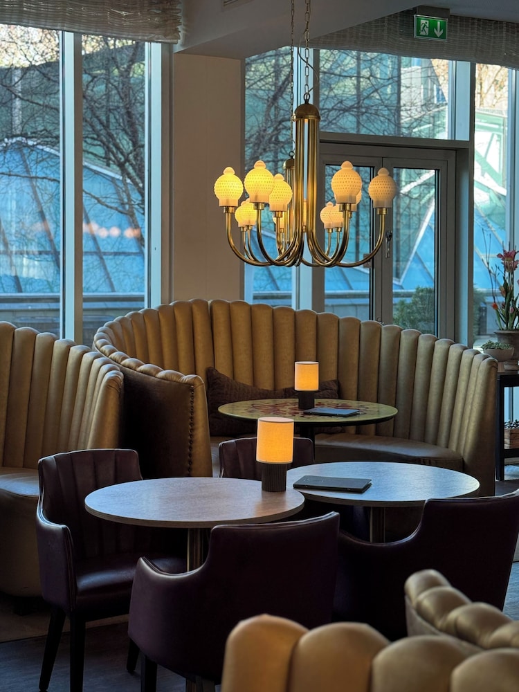 Tivoli Hotel — Restaurant & bars in Copenhagen, Hovedstaden