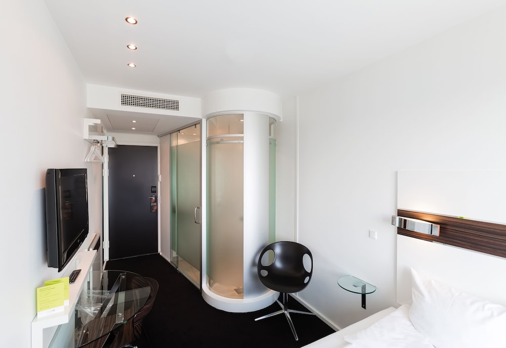 Wakeup Copenhagen Carsten Niebuhrs Gade — Hotel rooms in Copenhagen, Hovedstaden