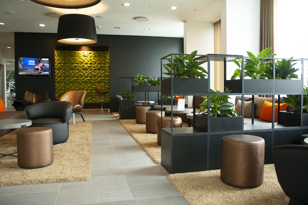 Wakeup Copenhagen Carsten Niebuhrs Gade — Restaurant & bars in Copenhagen, Hovedstaden