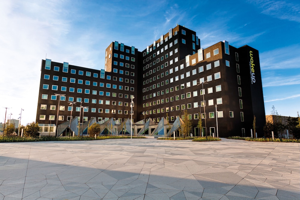 Wakeup Copenhagen Carsten Niebuhrs Gade — Hotel building in Copenhagen, Hovedstaden