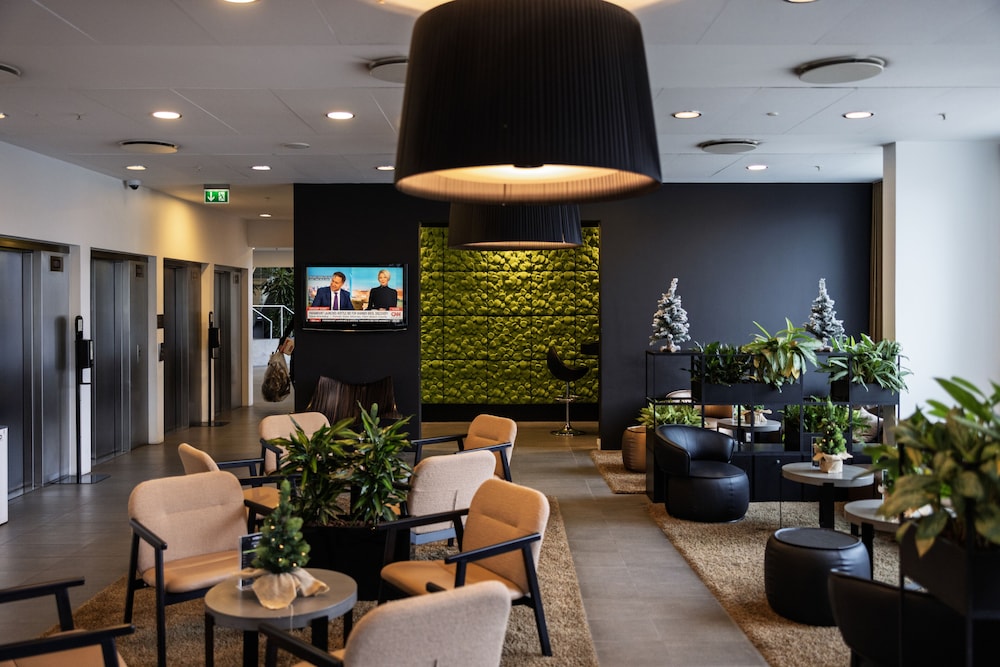 Wakeup Copenhagen Carsten Niebuhrs Gade — Restaurant & bars in Copenhagen, Hovedstaden