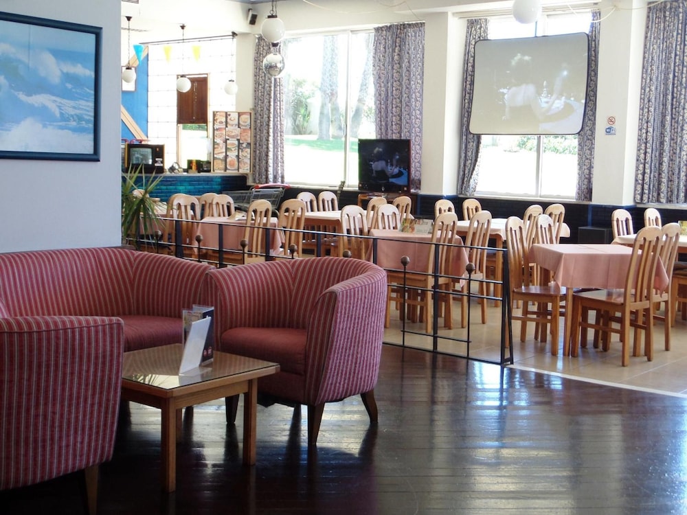 Hotel Luar — Restaurant & bars in Portimão, Faro