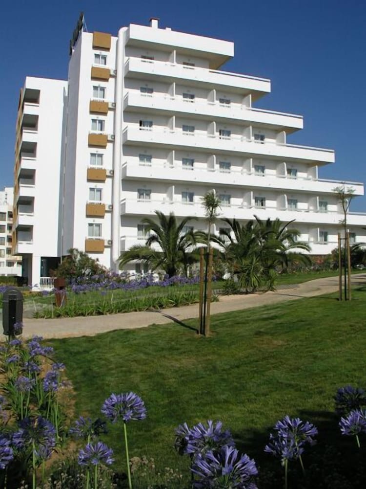 Hotel Luar — Hotel building in Portimão, Faro