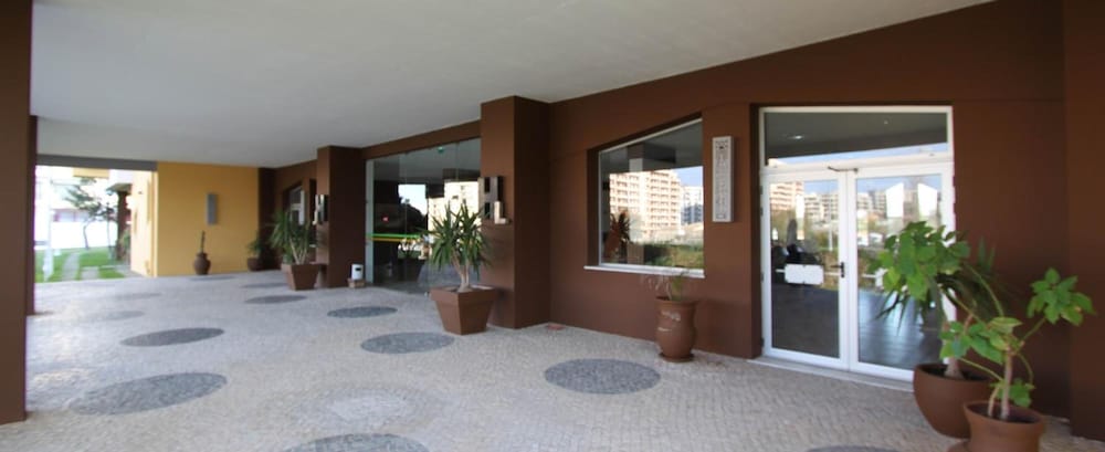 Hotel Luar — Hotel building in Portimão, Faro