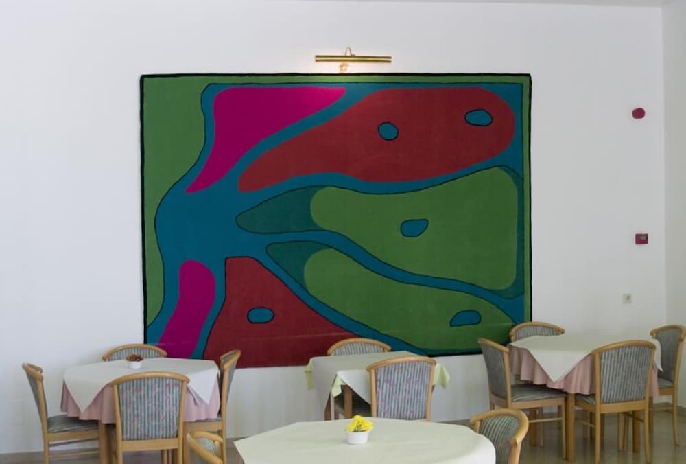 Hotel Luar — Restaurant & bars in Portimão, Faro