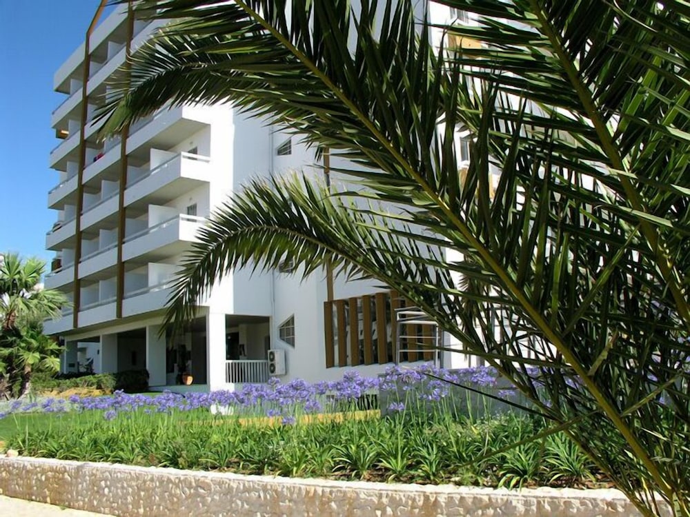 Hotel Luar — Hotel building in Portimão, Faro