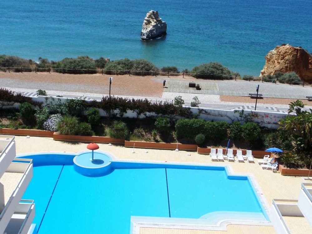 Hotel Luar — Swimming pool in Portimão, Faro