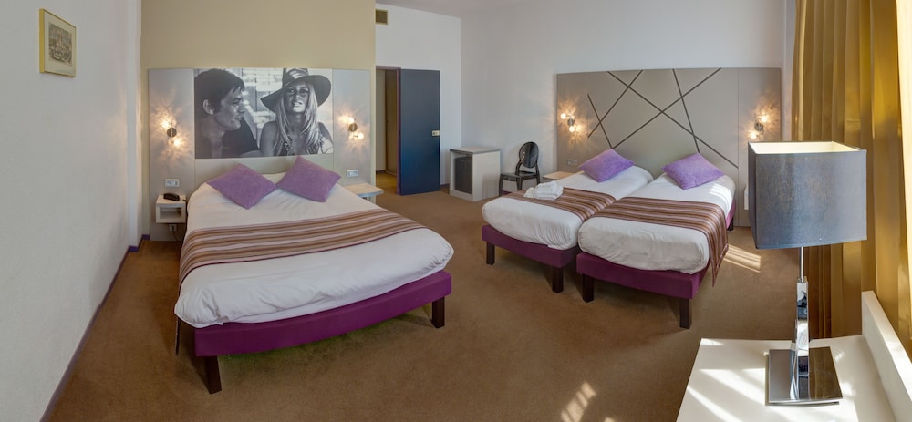 Hôtel Arles Plaza - zdjęcie 4