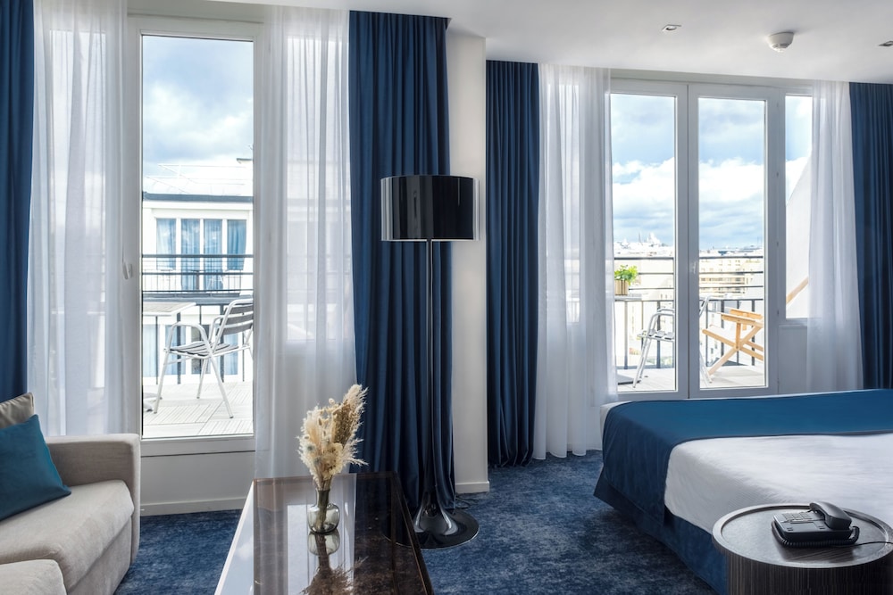 Pley Hotel - zdjęcie 2