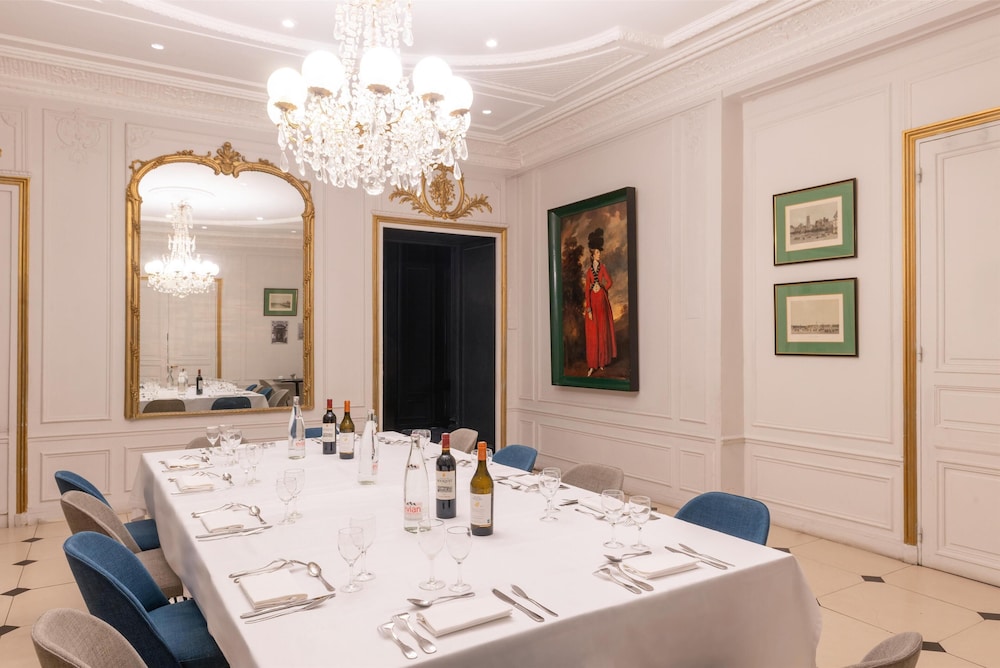 Best Western Hotel Ronceray Opera — Restaurant & bars in Paris, Ile-de-France