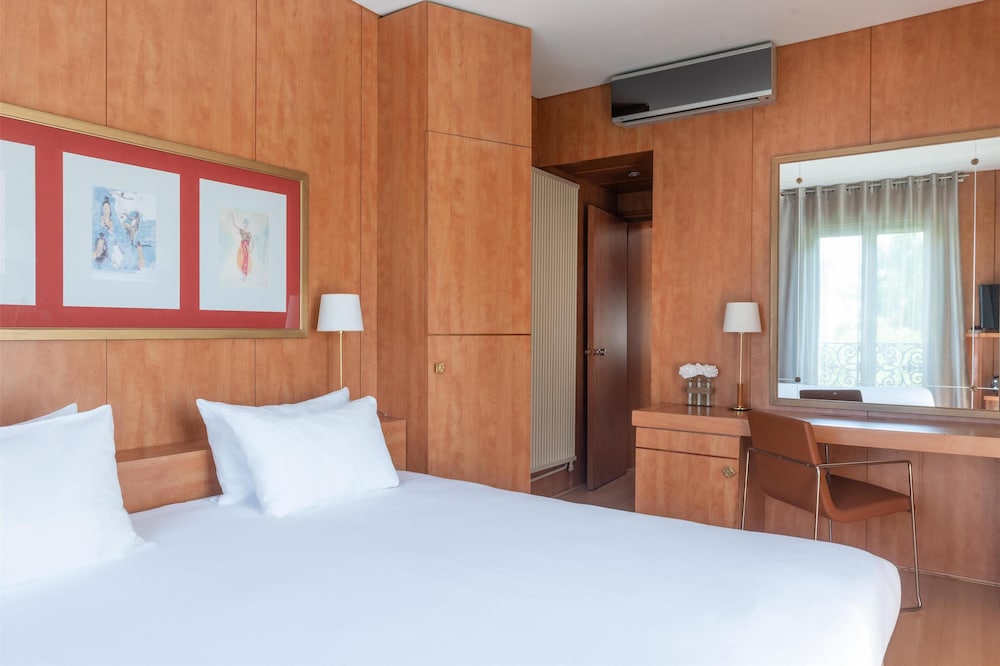 Best Western Hotel Ronceray Opera — Hotel rooms in Paris, Ile-de-France