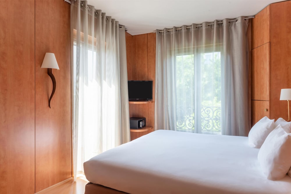 Best Western Hotel Ronceray Opera — Hotel rooms in Paris, Ile-de-France