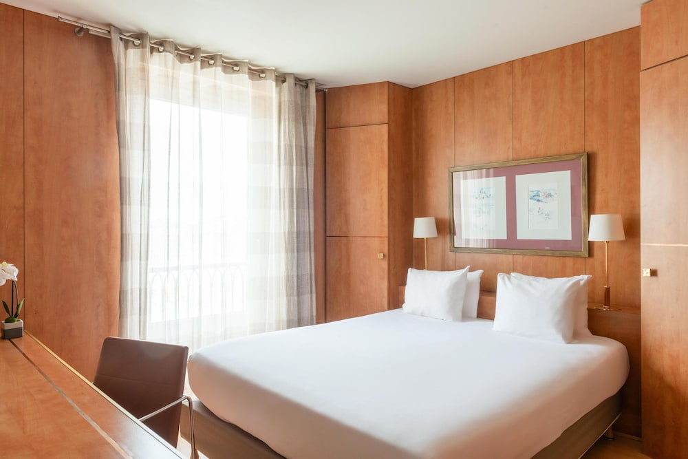 Best Western Hotel Ronceray Opera — Hotel rooms in Paris, Ile-de-France