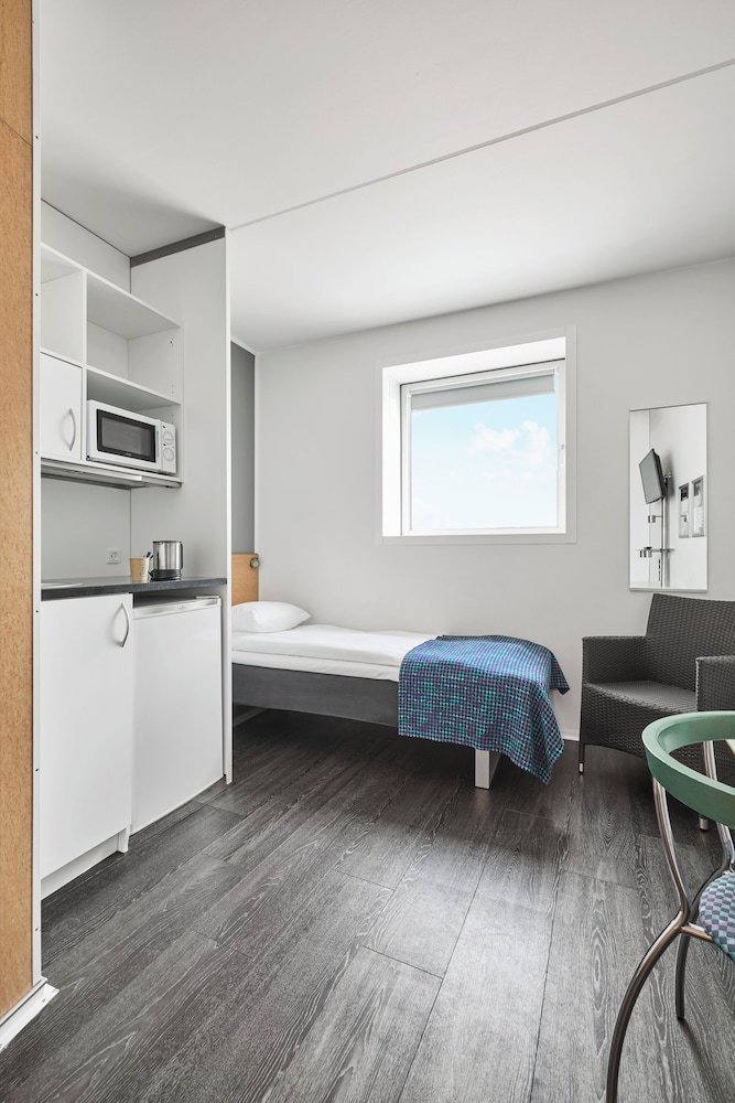 CABINN Metro Hotel — Hotel rooms in Copenhagen, Hovedstaden