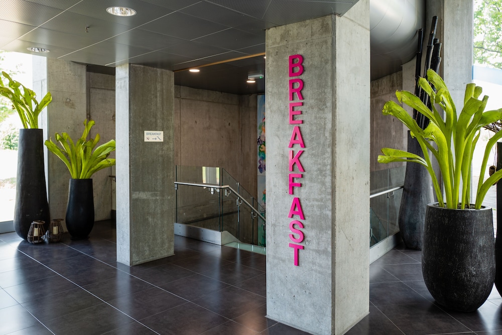 CABINN Metro Hotel — Restaurant & bars in Copenhagen, Hovedstaden