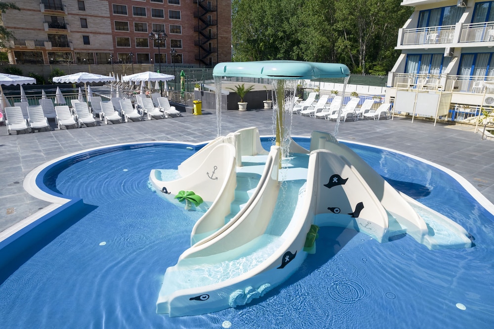 Aquamarine - All Inclusive — Swimming pool in Sunny Beach, Burgas Region