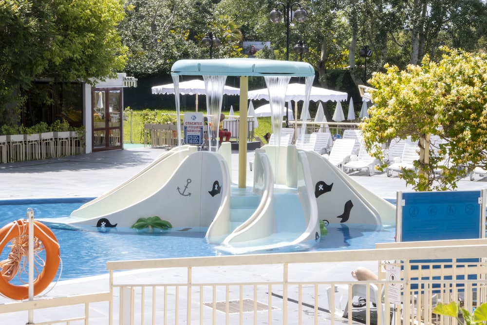 Aquamarine - All Inclusive — Swimming pool in Sunny Beach, Burgas Region
