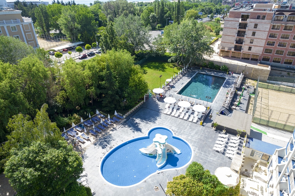 Aquamarine - All Inclusive — Swimming pool in Sunny Beach, Burgas Region