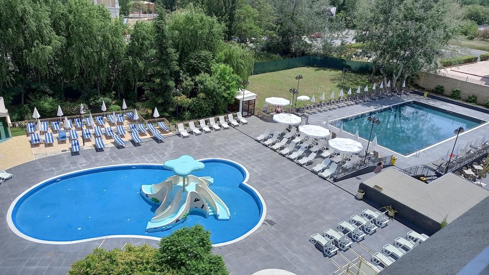 Aquamarine - All Inclusive — Swimming pool in Sunny Beach, Burgas Region