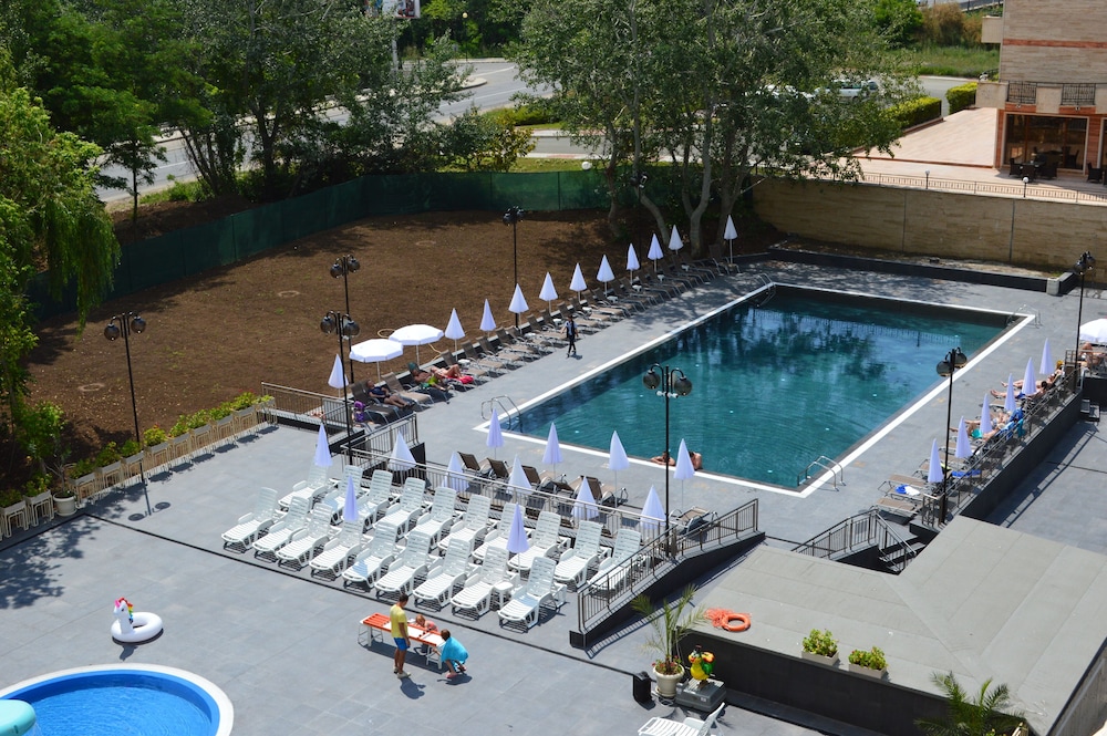 Aquamarine - All Inclusive — Swimming pool in Sunny Beach, Burgas Region