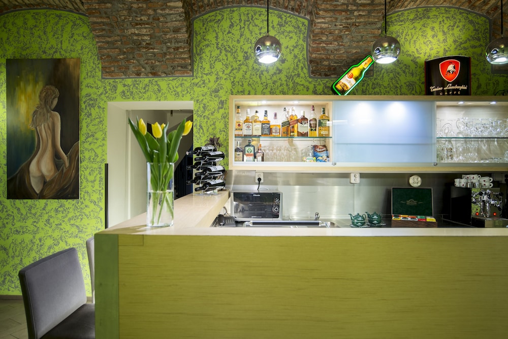 Hotel Pav — Restaurant & bars in Prague, Prague