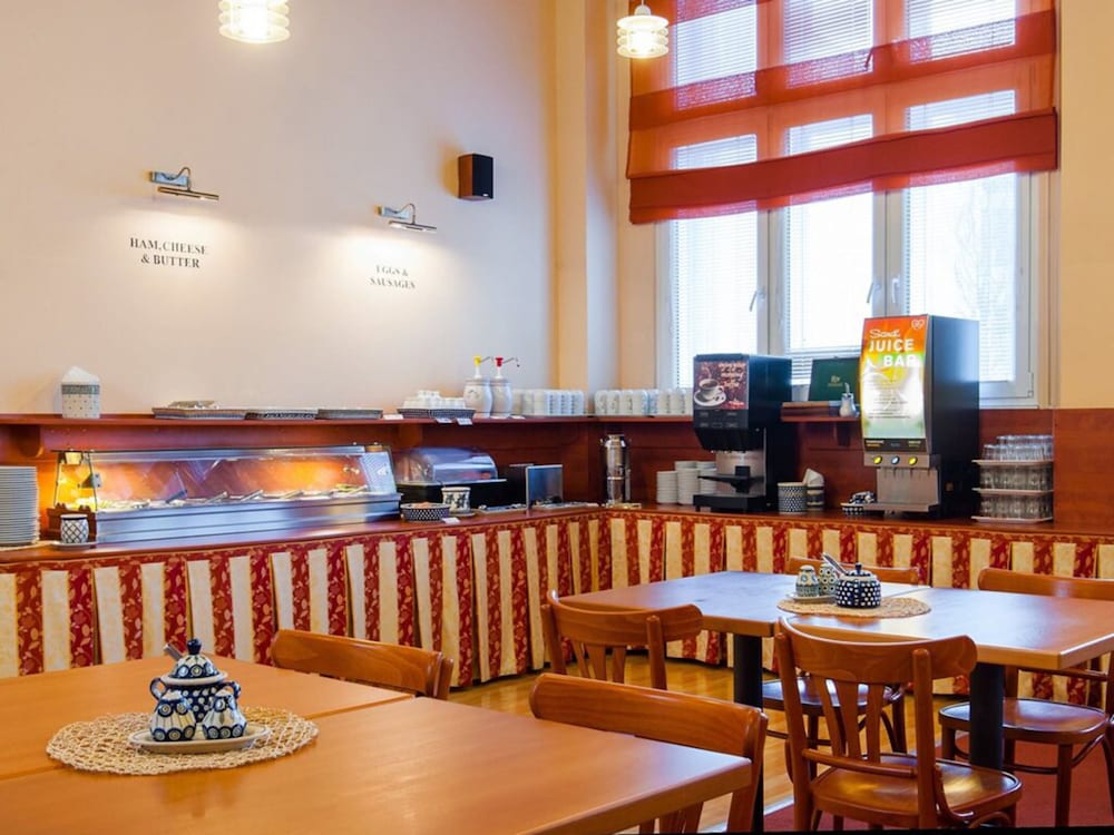 Cloister Inn — Restaurant & bars in Prague, Prague