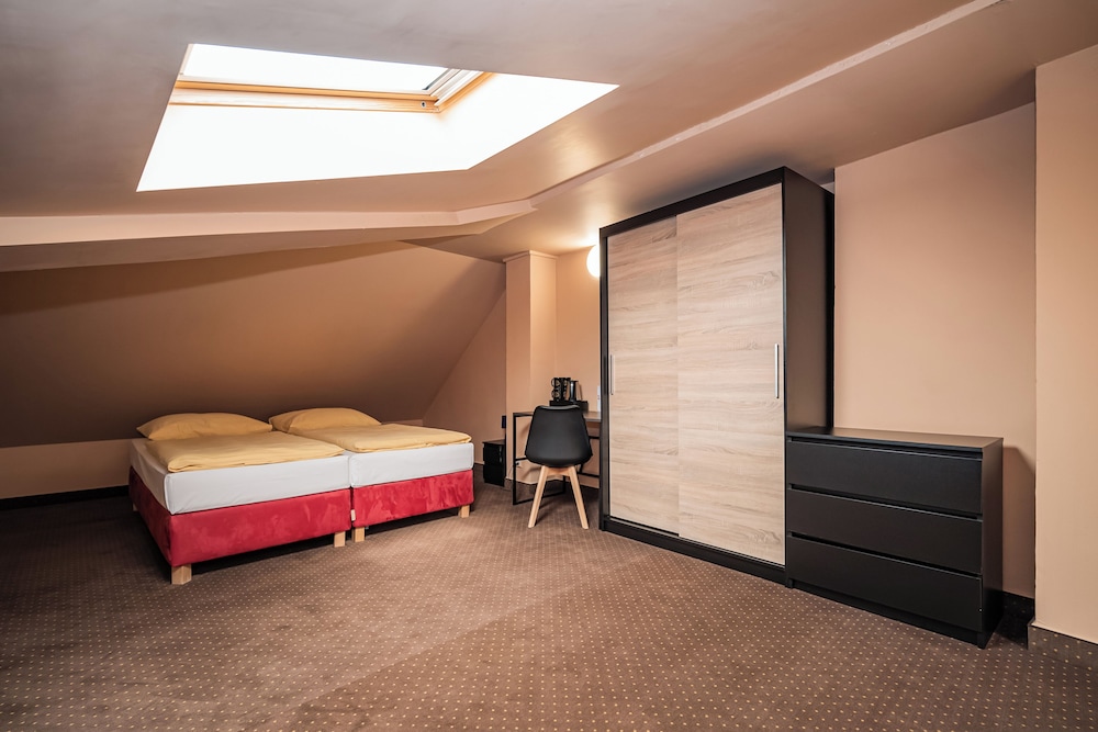 Hotel Czechia — Hotel rooms in Prague, Prague