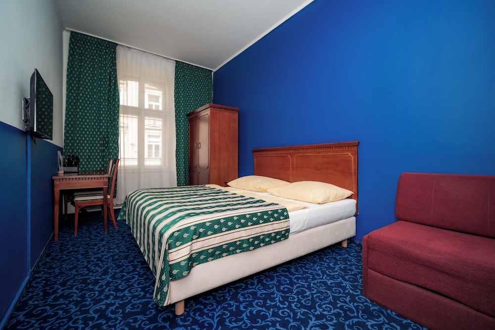 Hotel Czechia — Hotel rooms in Prague, Prague