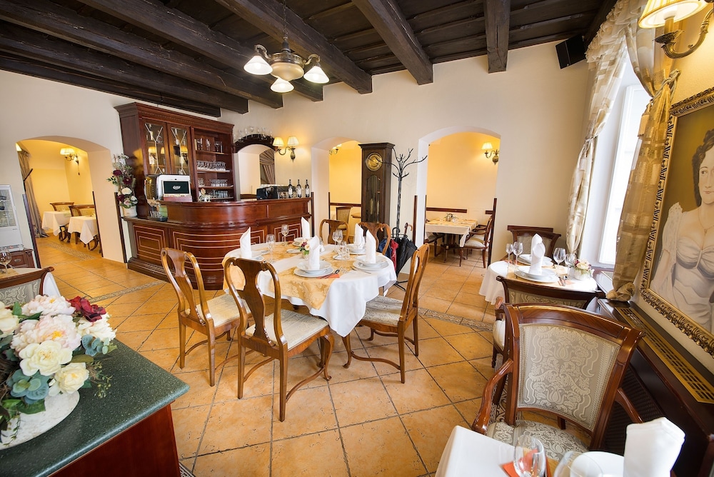 Boutique Hotel Constans — Restaurant & bars in Prague, Prague