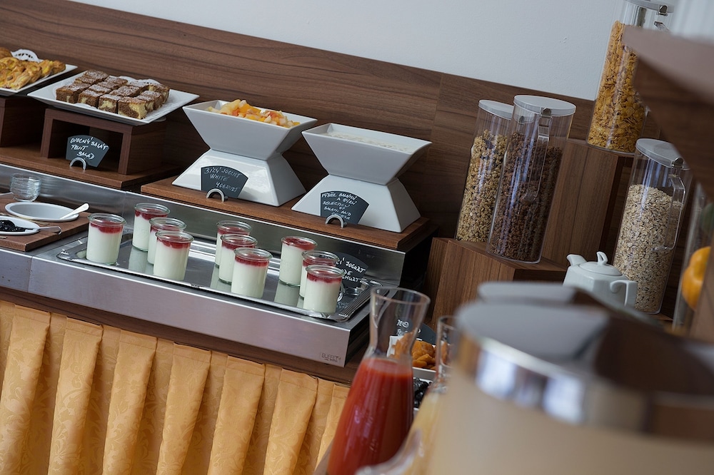 Boutique Hotel Constans — Restaurant & bars in Prague, Prague