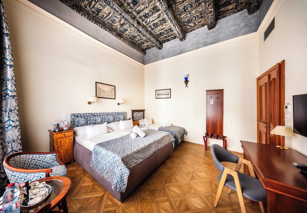 Hotel Élite Prague — Hotel rooms in Prague, Prague