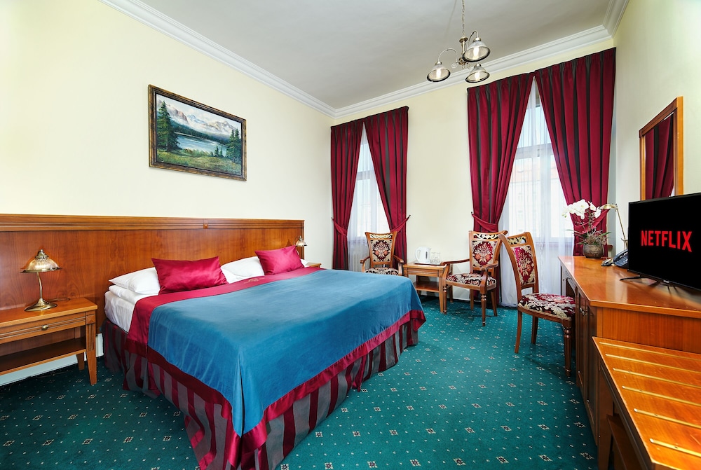 Green Garden Hotel — Hotel rooms in Prague, Prague