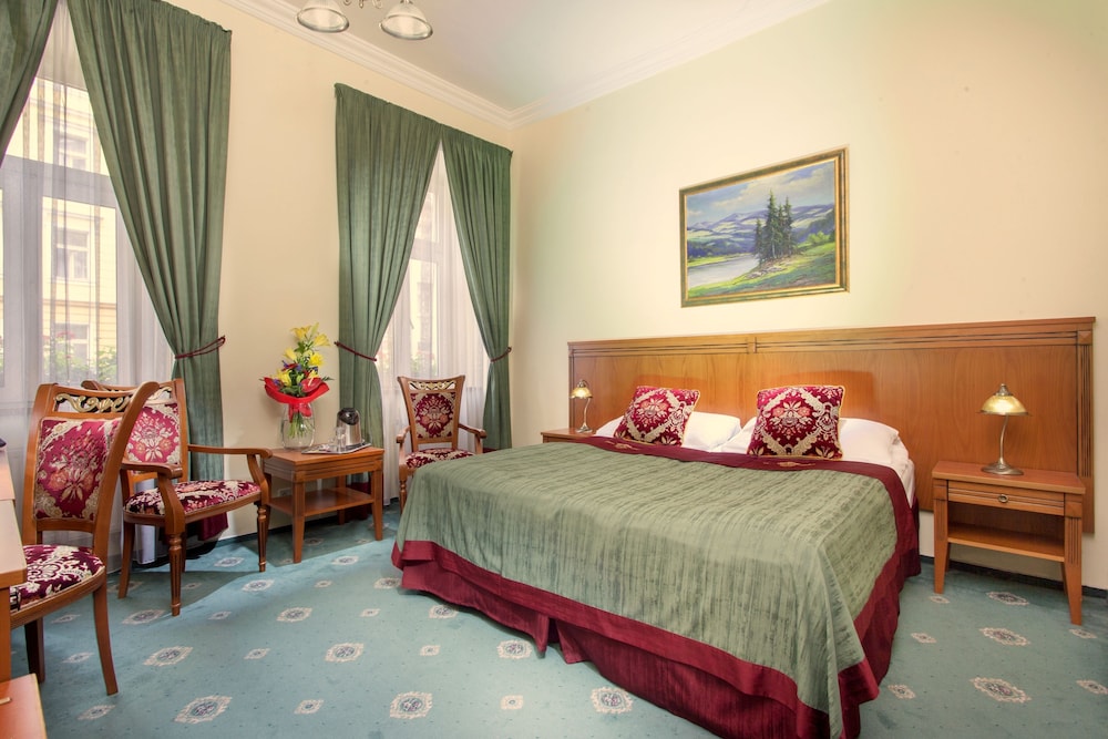 Green Garden Hotel — Hotel rooms in Prague, Prague
