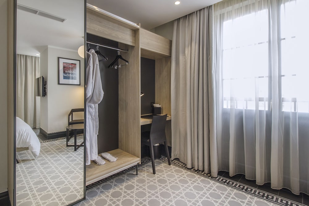 La Falconeria Hotel — Hotel rooms in Valletta, Malta Island